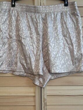 BCBGMaxAzria Pink Satin Leopard Print Sleep Shorts Pajama Relax Pull On Size XL
